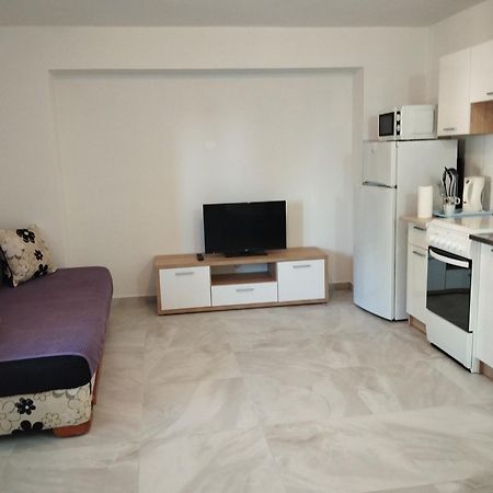 סנג' Apartment And Rooms Markovic מראה חיצוני תמונה