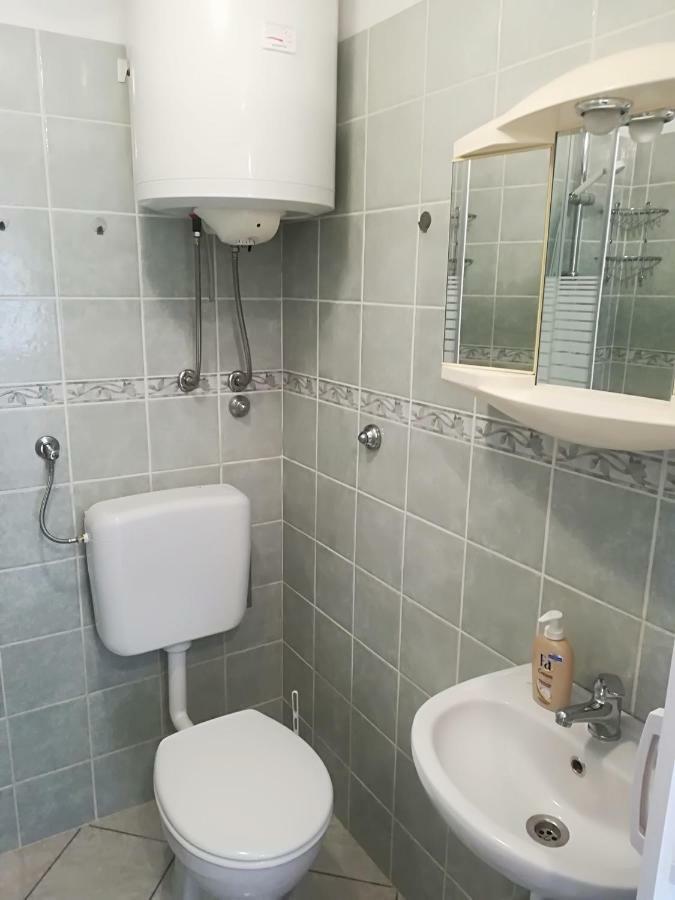 סנג' Apartment And Rooms Markovic מראה חיצוני תמונה